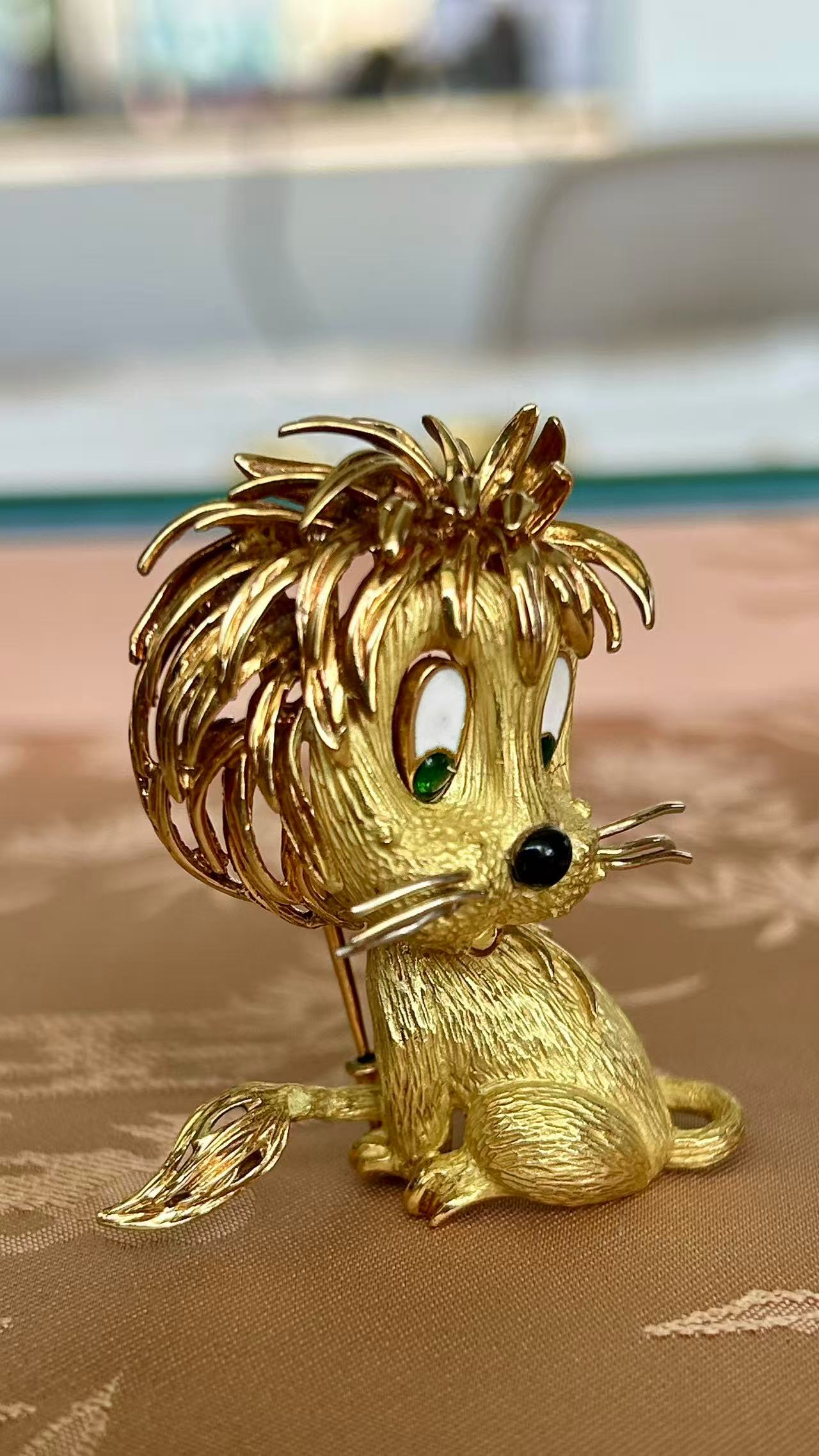 Lion Brooch by J.P.Bellin
