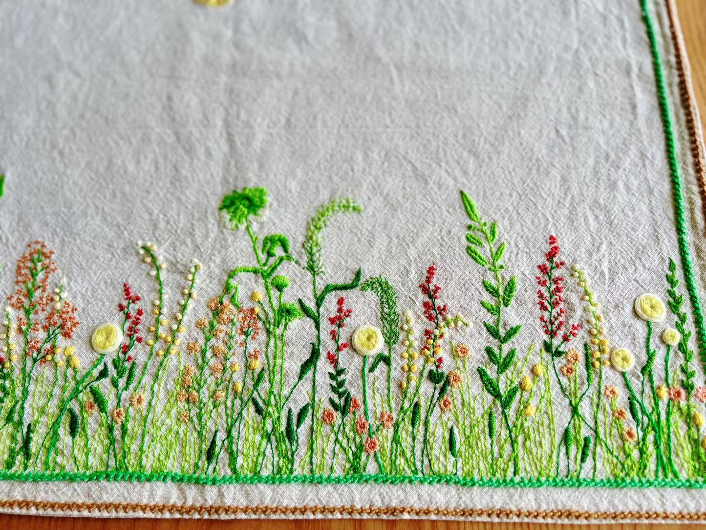 Embroidered Table Mat: Spring in Full Bloom